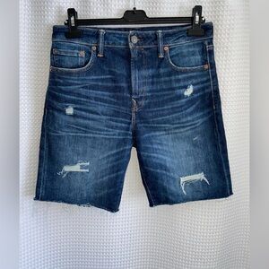 2/40$ Men’s AMERICAN EAGLE dark wash‎ distressed Airflex Jean shorts size 30